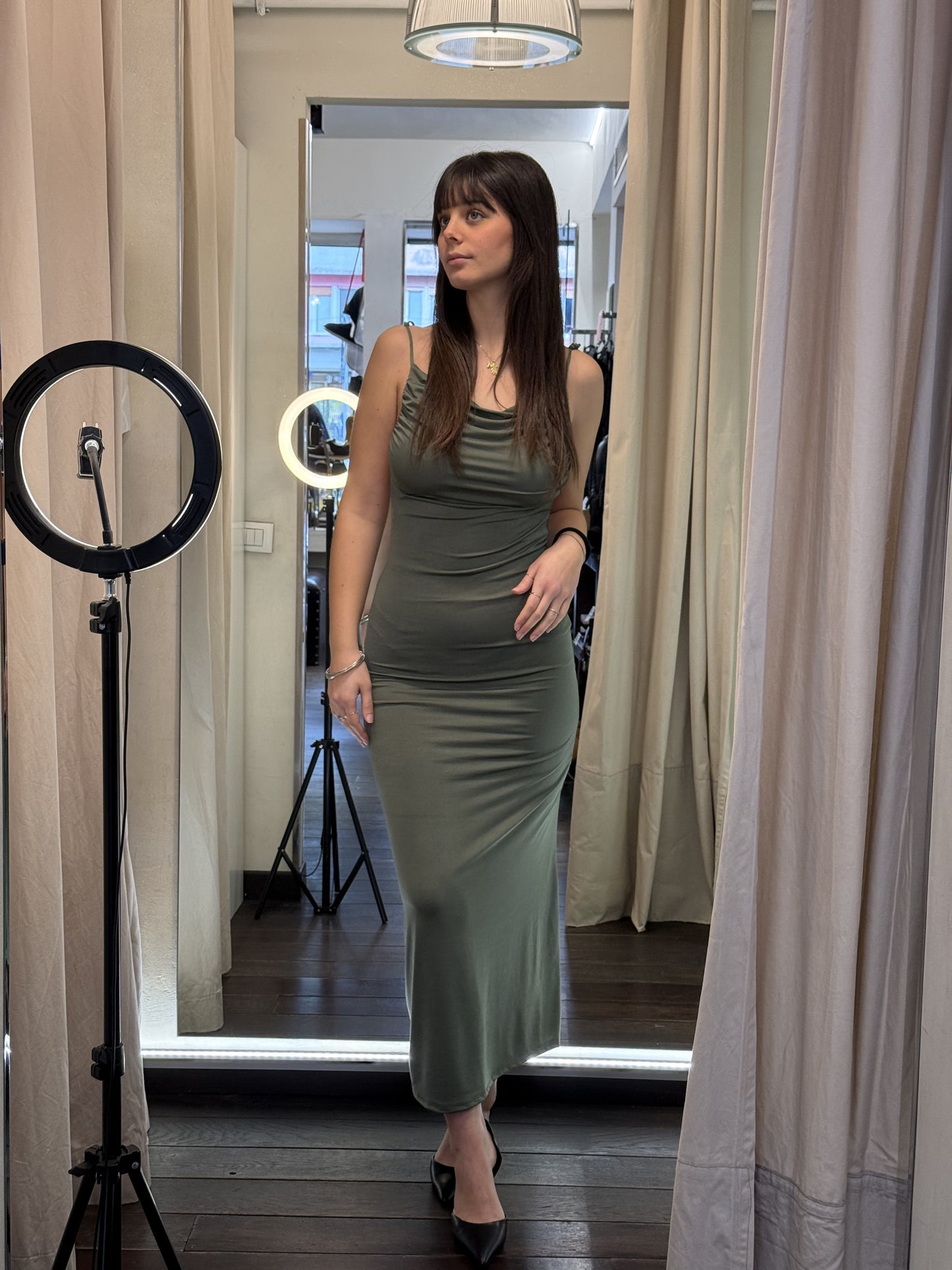 Abito night lungo verde militare lineaelle