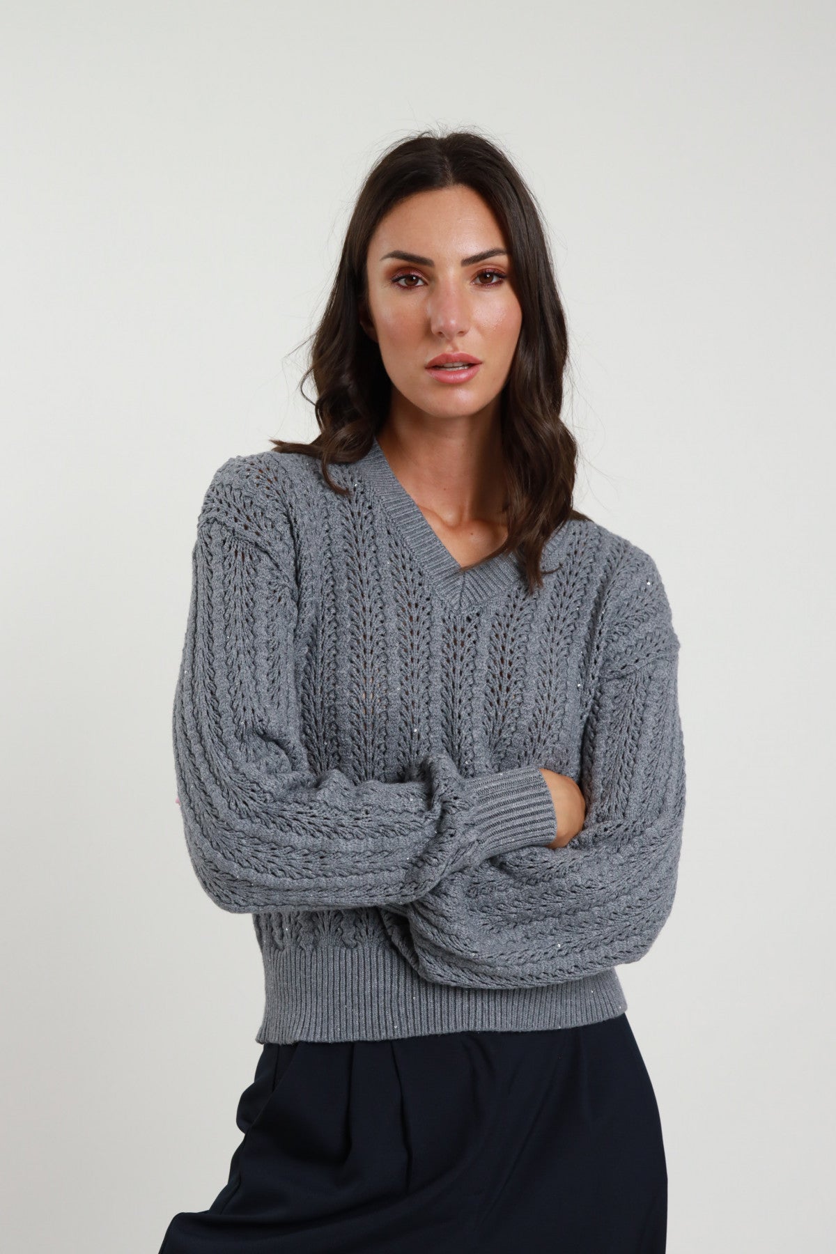 Maglia scollo a V paillettes grigio Susymix