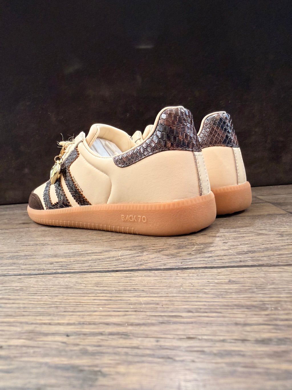 BACK 70 108005-000225 spongy nappa butter DONNA