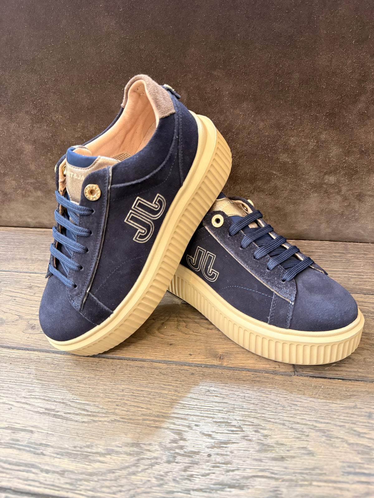 JANET ET JANET CAMOSCIO BLU PLAT J-1016
