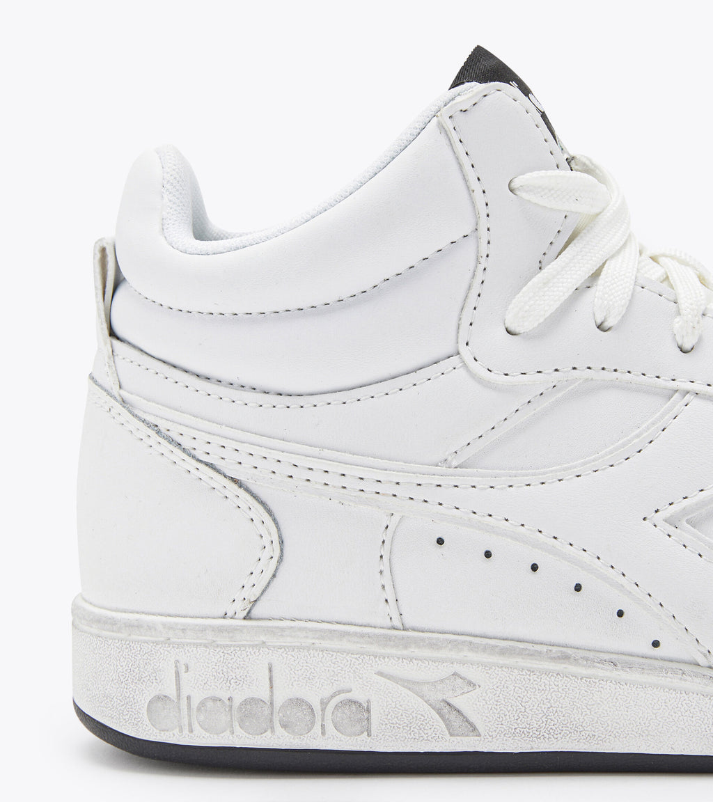 Sneakers Uomo - MAGIC BASKET DEMI ICONA - Diadora