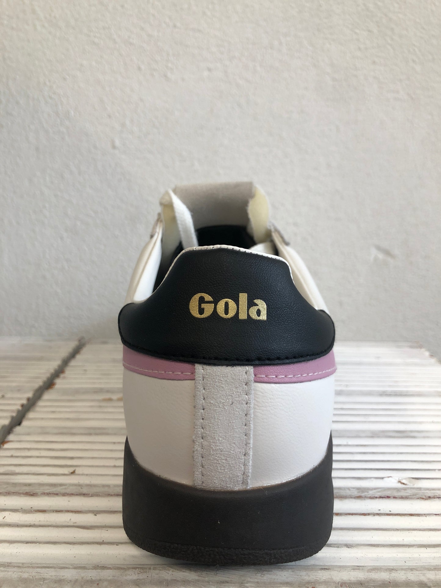 Sneakers GOLA ciclone pelle bianca e rosa