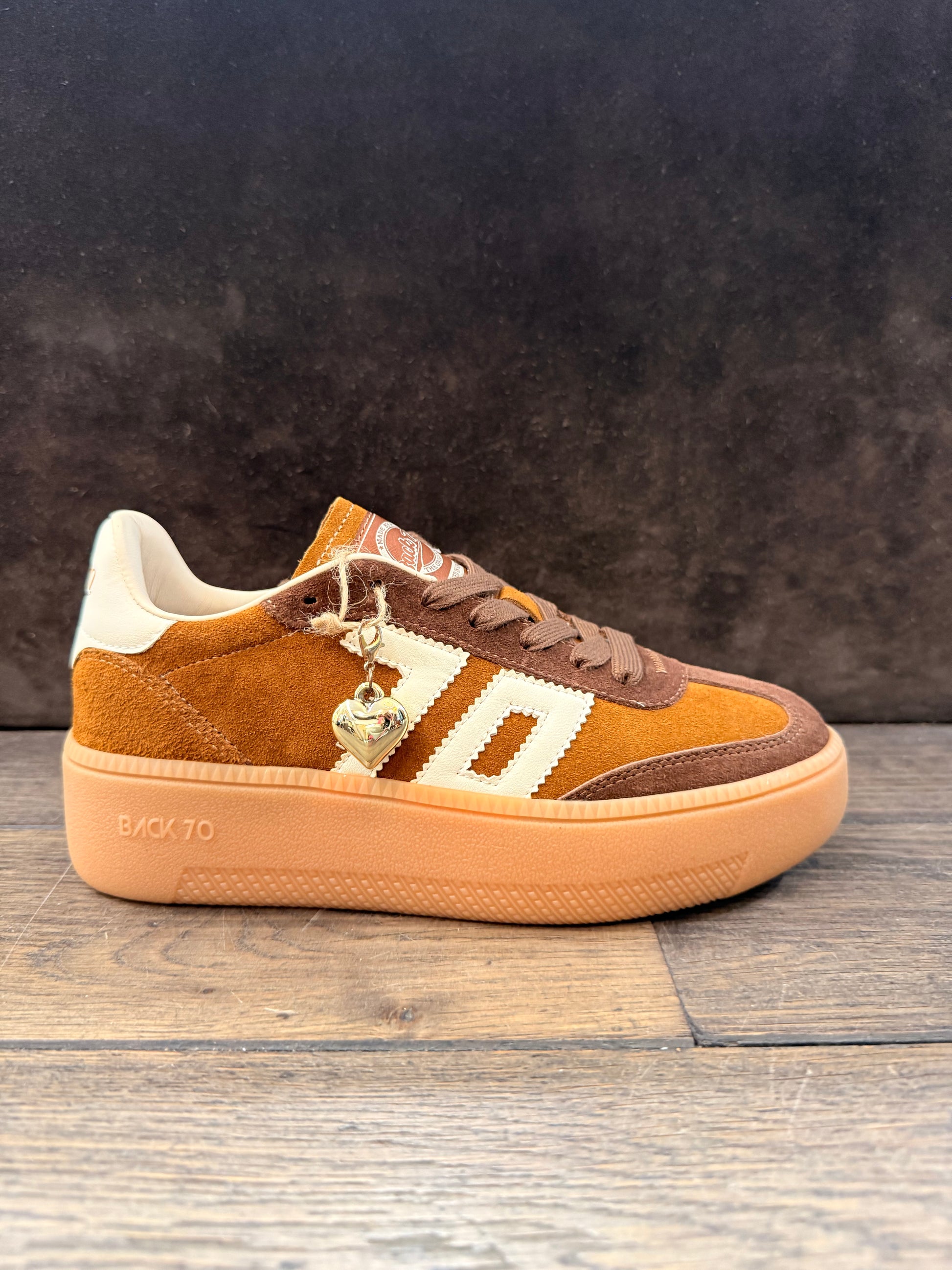 BACK 70 1080855-000032 suede camel DONNA