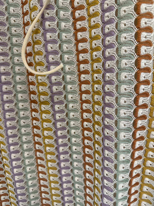 ABITO  CROCHET MULTI BEIGE LINEAELLE (Copia)