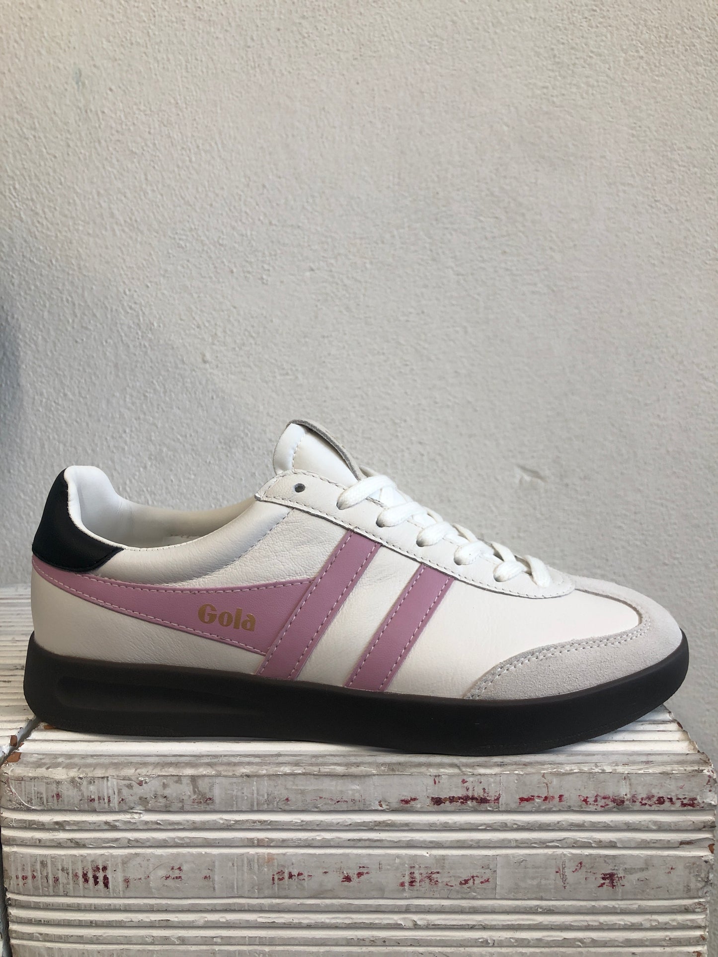 Sneakers GOLA ciclone pelle bianca e rosa