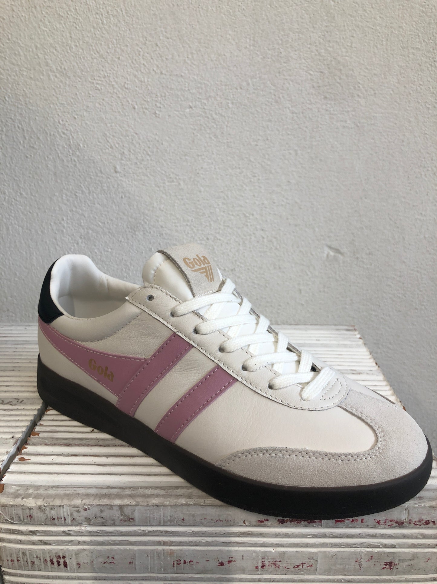 Sneakers GOLA ciclone pelle bianca e rosa