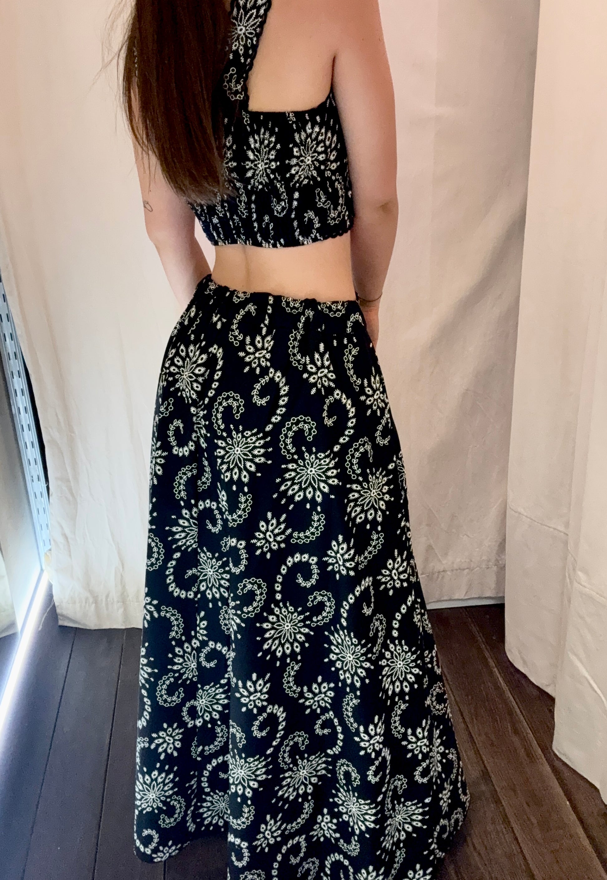 Abito Capri fantasia bianco-nero