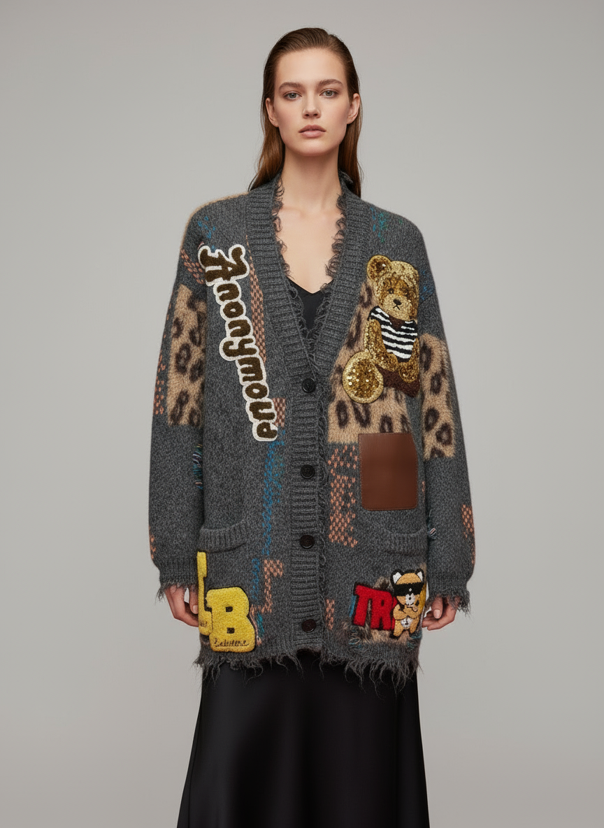 Maglia grigia e patch Luisa Lineaelle