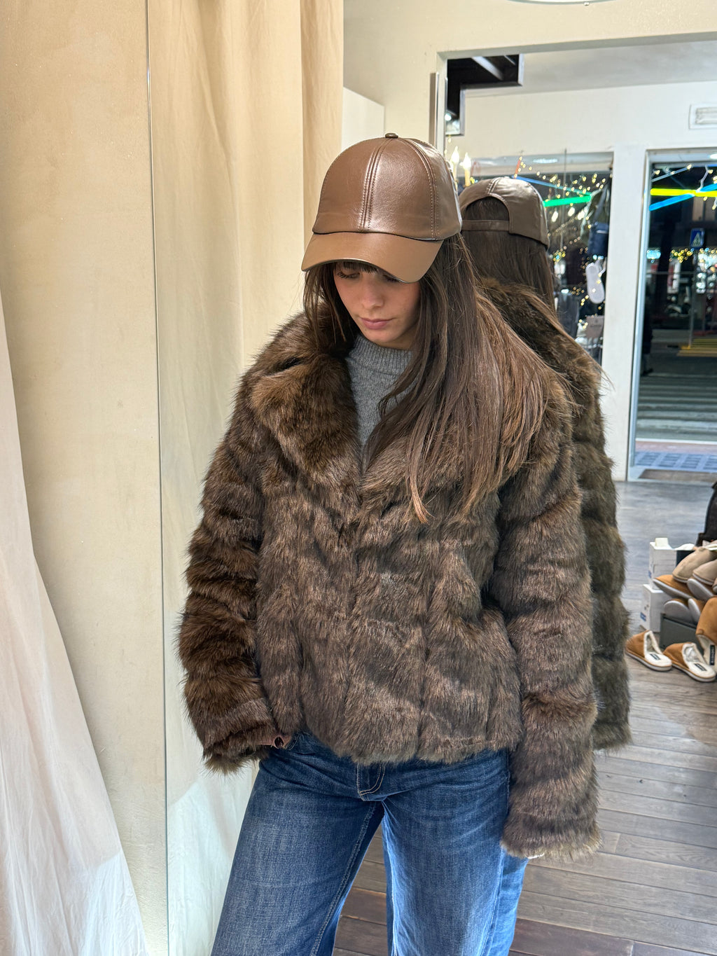 Pelliccia marrone Lineaelle