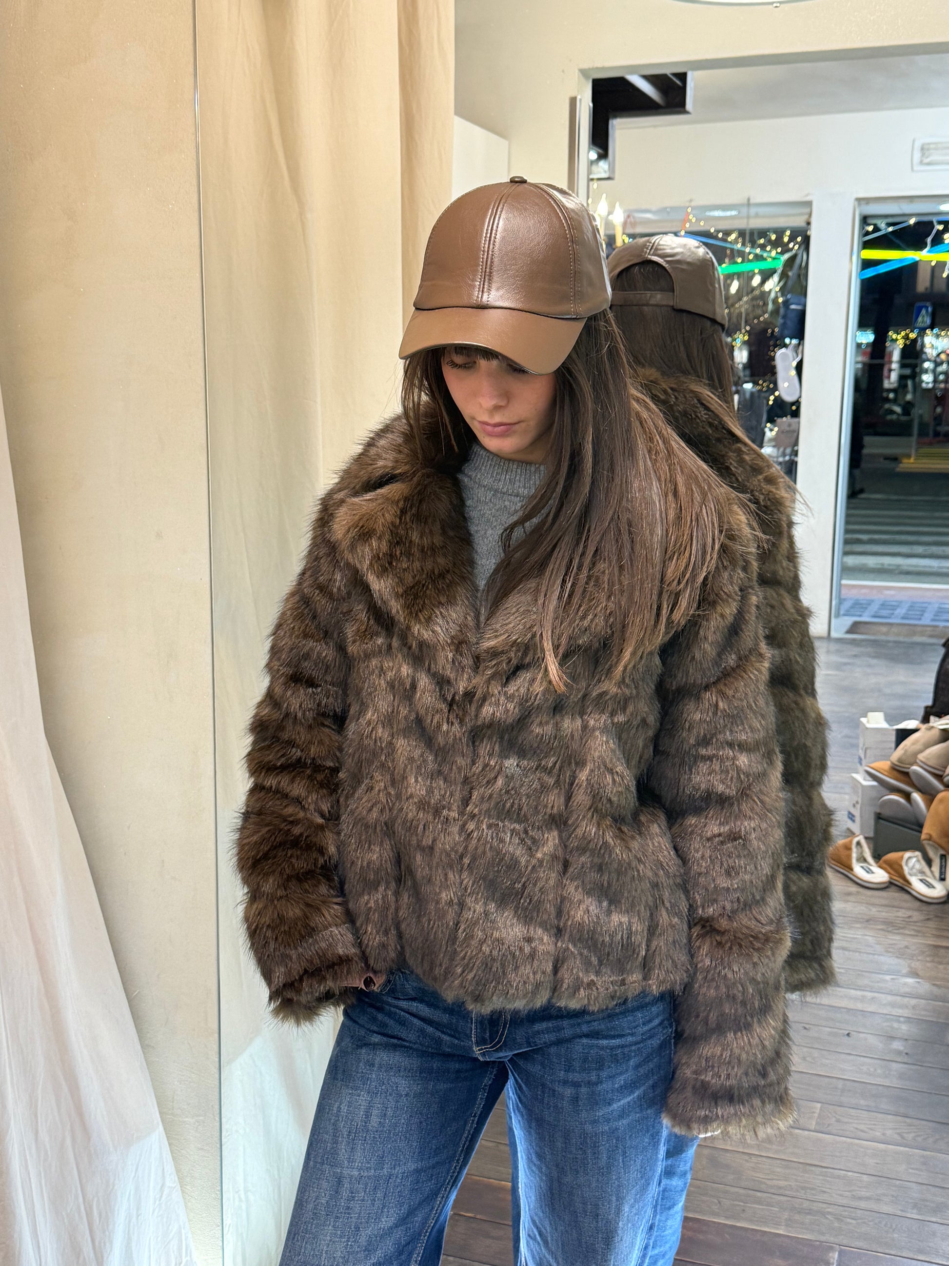 Pelliccia marrone Lineaelle