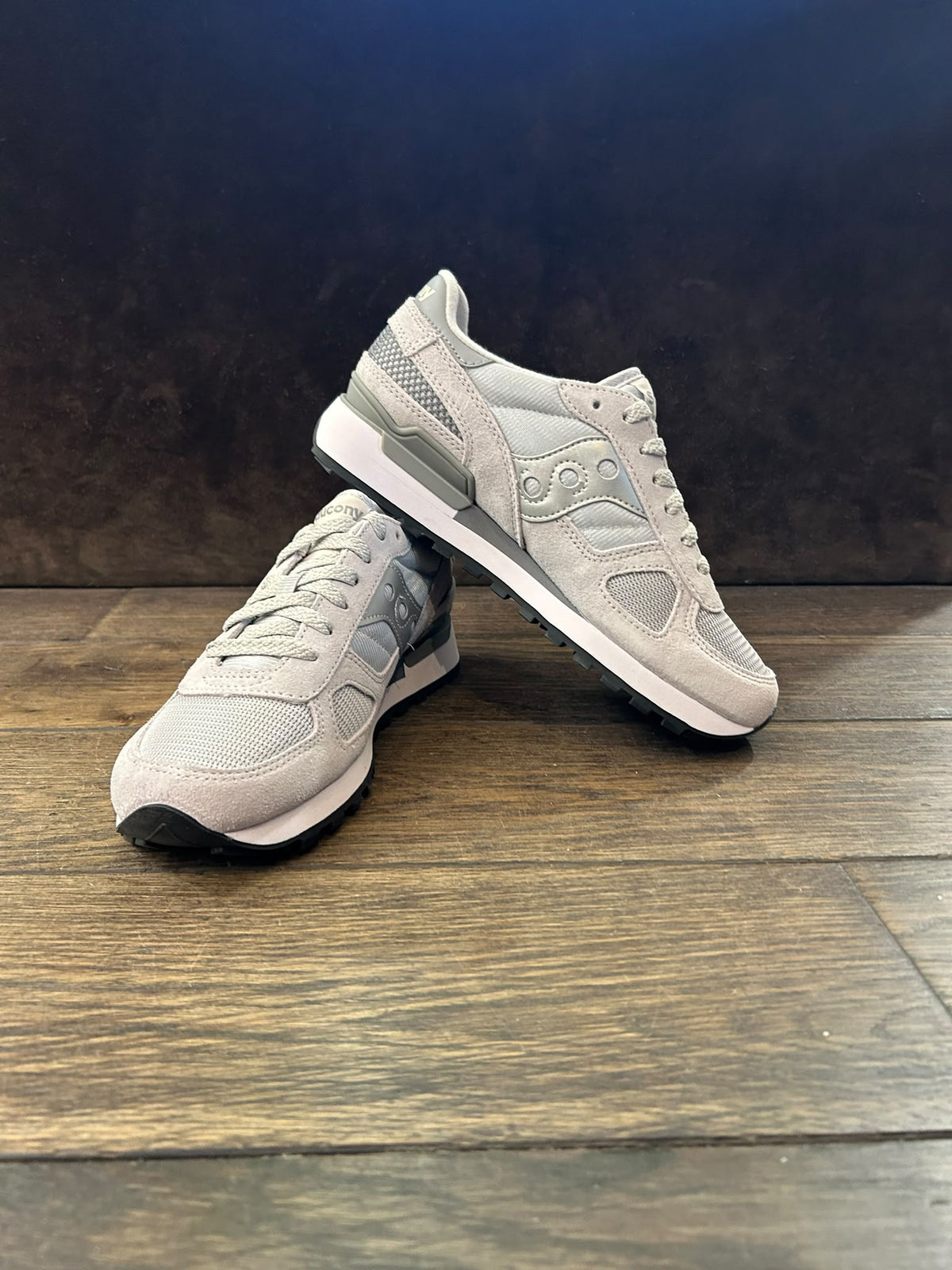 SAUCONY SHADOW GREY SILVER DONNA