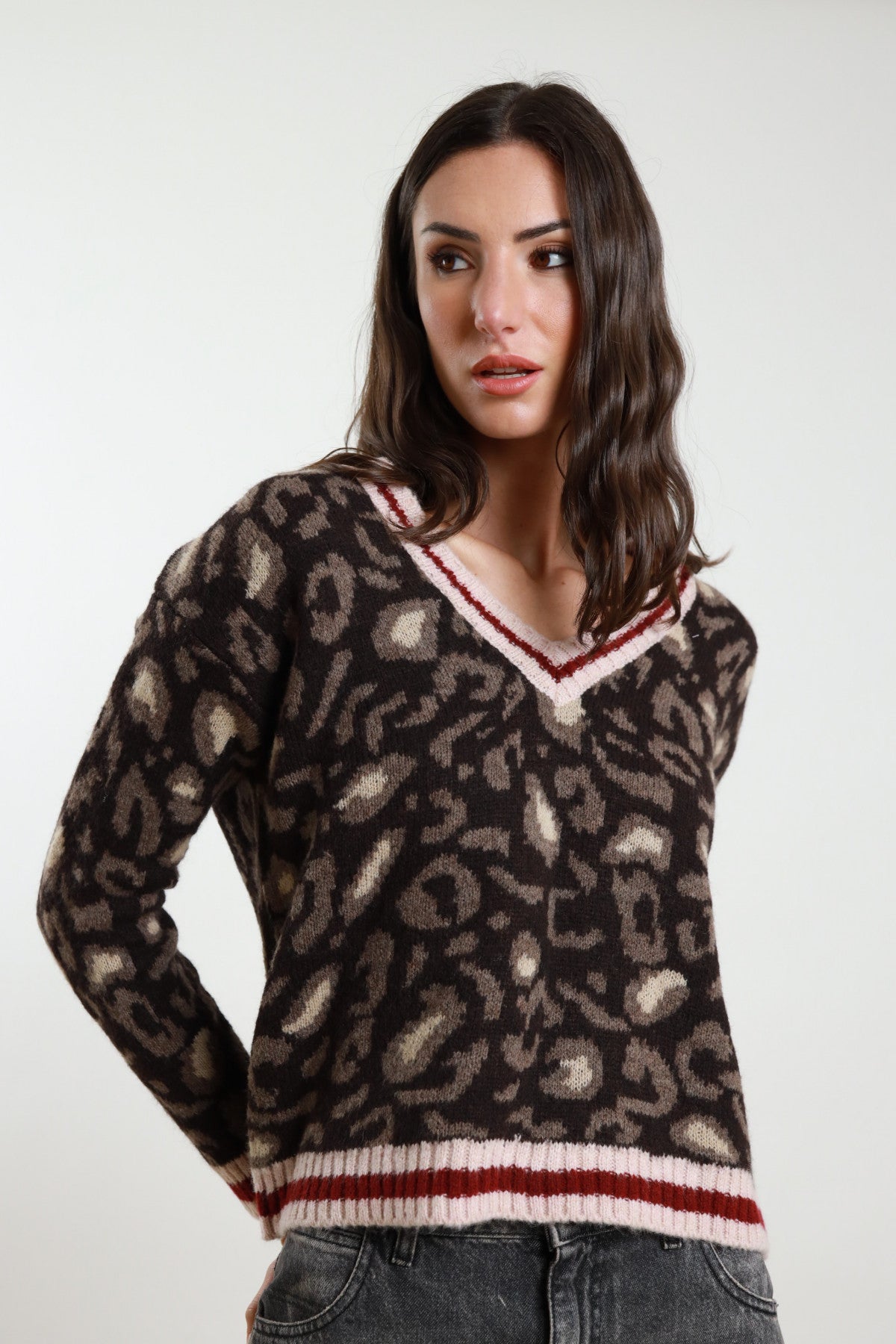 Maglia scollo a V cammello Susymix